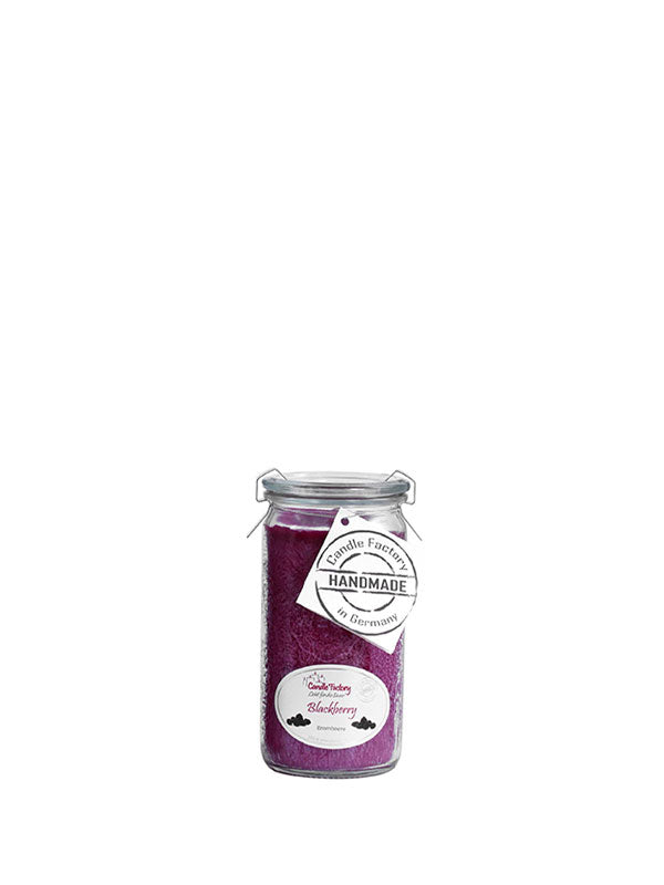 Die dunkel-violette Kerze Blackberry im Weck Glas